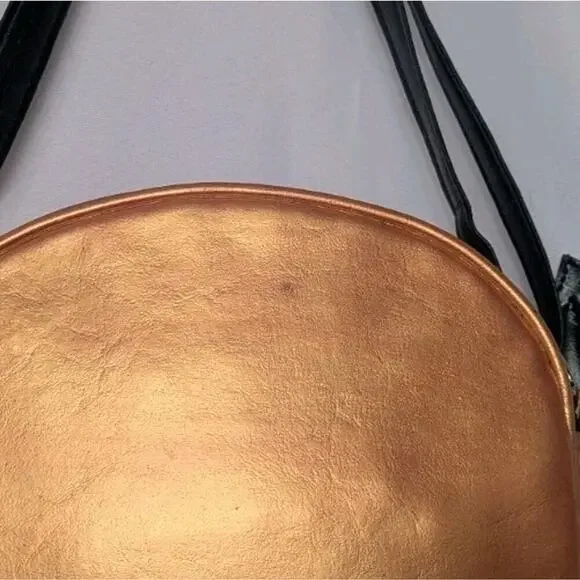 Love Pain & Stitches Metallic Gold Orange Pumpkin Head Face Bat Wings Purse Bag - Picture 9 of 9